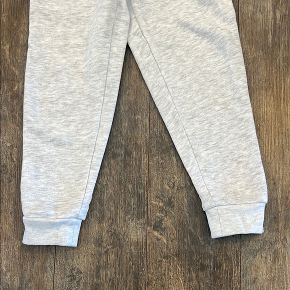 Puma Light Heather Gray Jogger Sweatpants - Picture 4 of 7